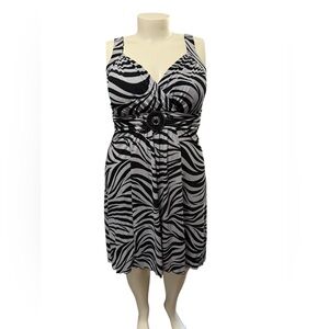 Enfocus Studio Black & White Zebra Print Sleeveless Cocktail Dress - Size 16W